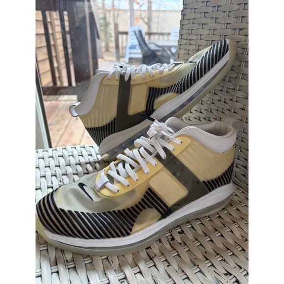 **NIKE'S LEBRON JAMES x JOHN ELLIOTT** Men's Size 11 - Picture 3 of 6